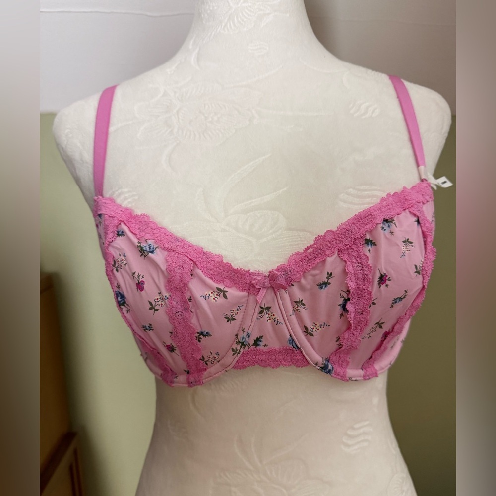 Aerie Balconette Style Floral Pink Bra NWT